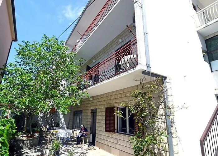 12211b מאקרסקה